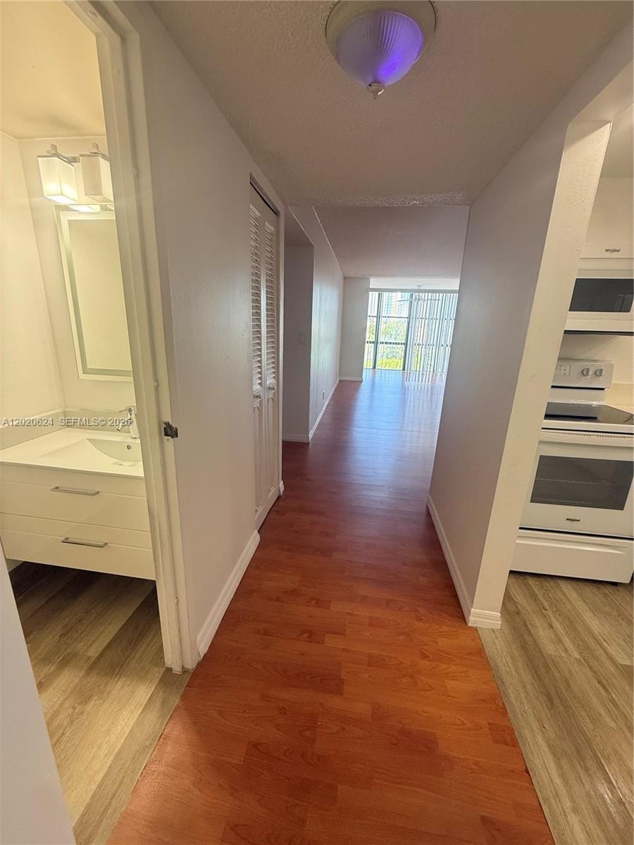 800 Parkview Drive 406, Hallandale Beach, FL 33009 photo 8