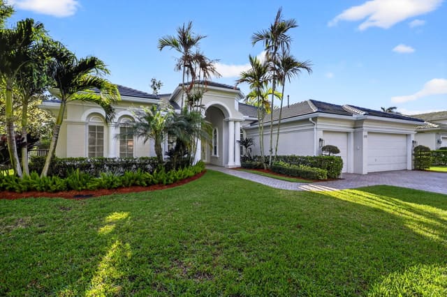 126 Bryce Lane, sold in Mystic Cove, Hobe Sound, FL