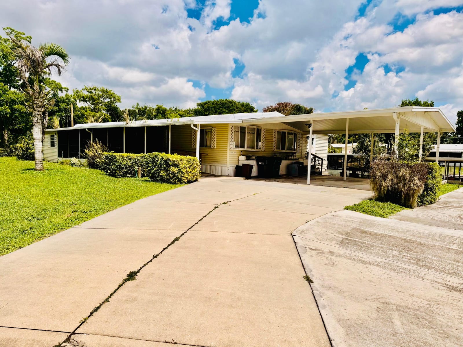 2809 SE 23rd Street, Okeechobee, FL 34974