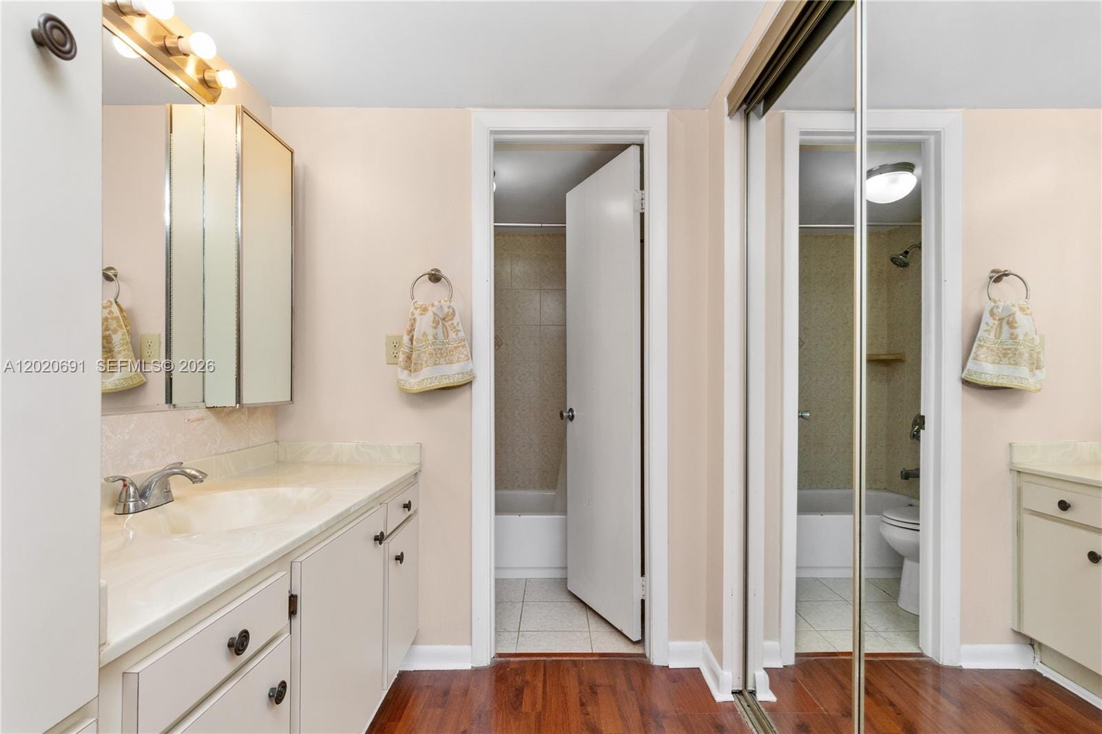 901 Colony Point Circle 521, Pembroke Pines, FL 33026 photo 24