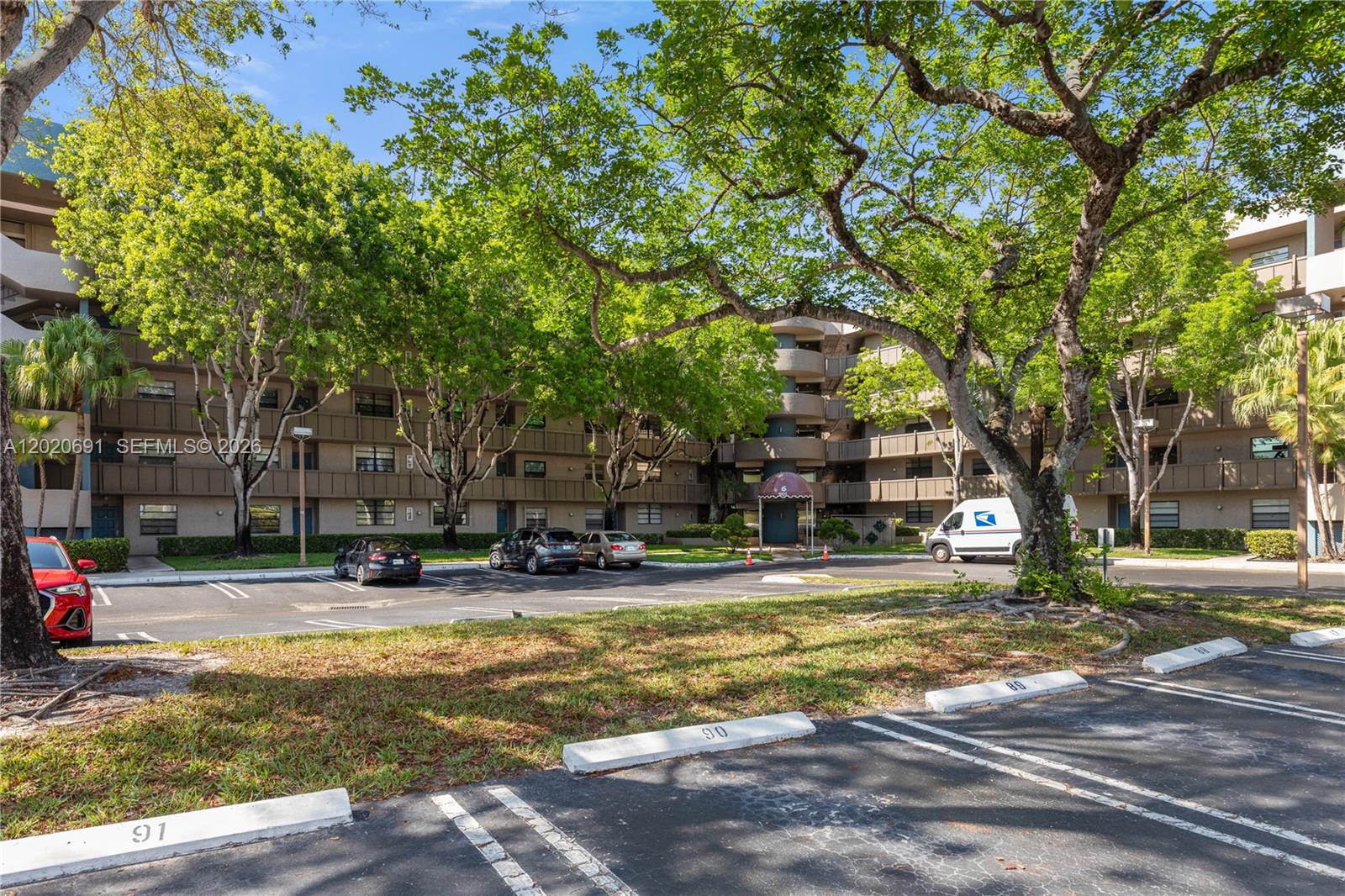 901 Colony Point Circle 521, Pembroke Pines, FL 33026, Pembroke Pines
