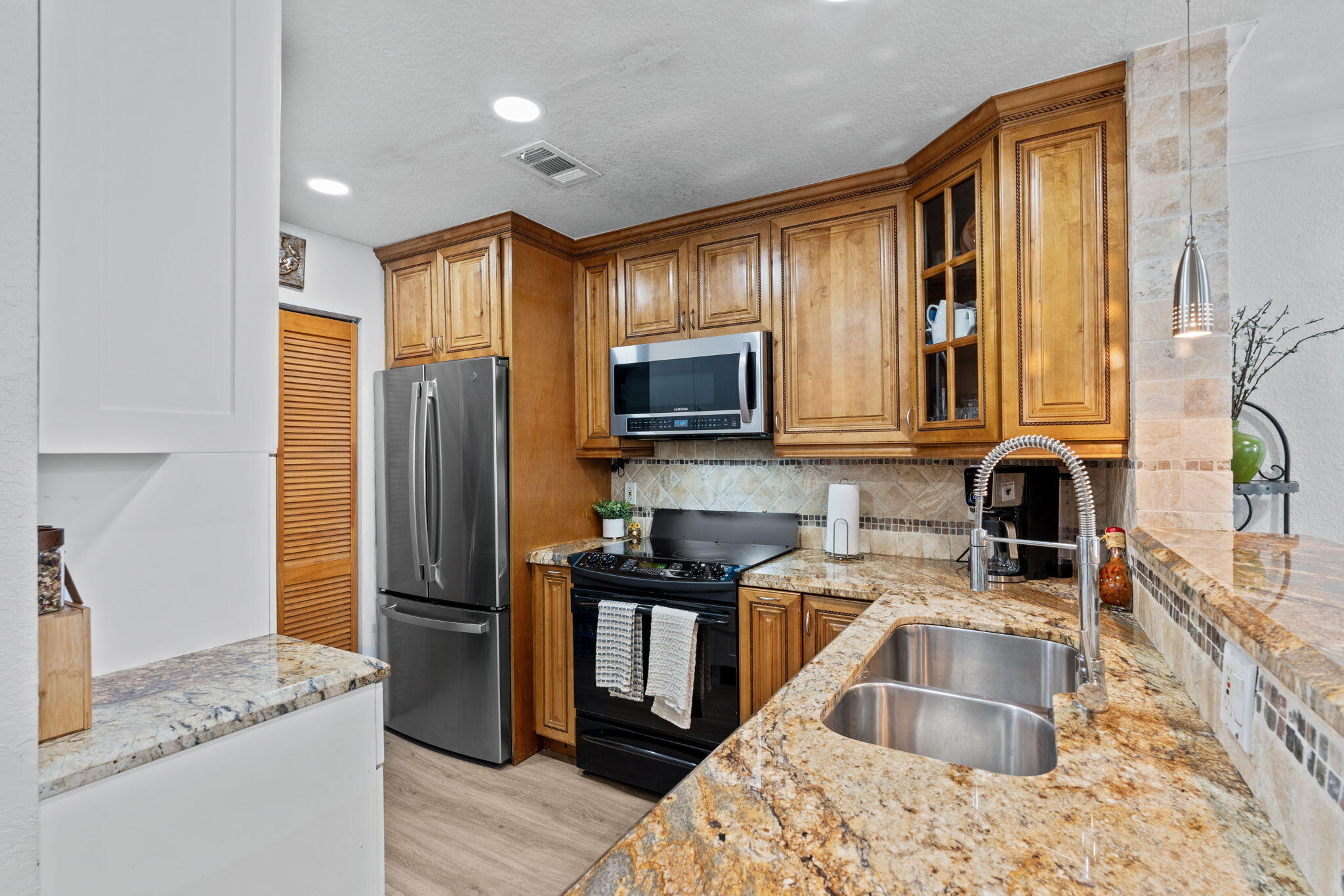 1909 NW 94th Avenue 102a, Coral Springs, FL 33071, Coral Springs