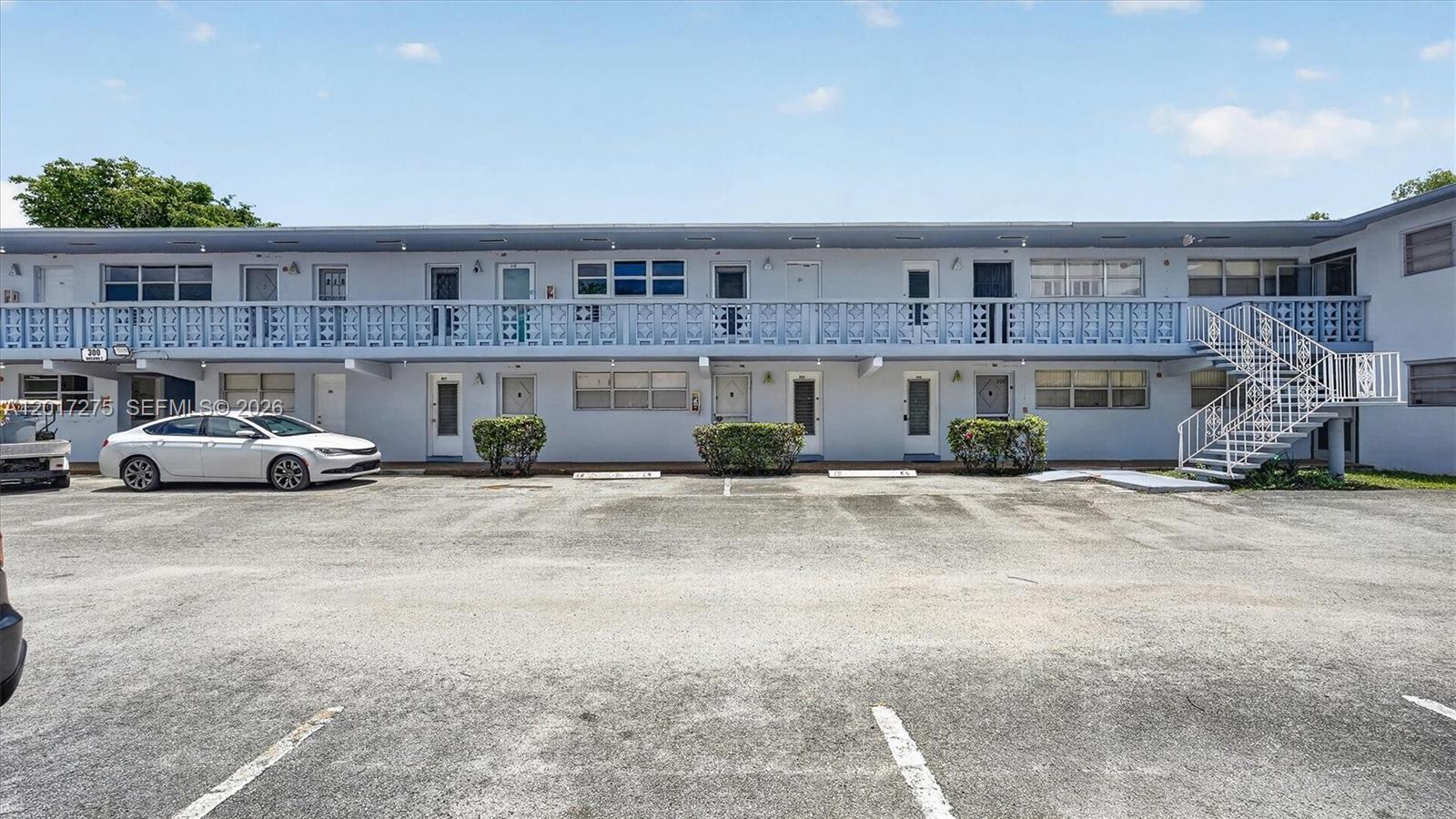 300 NE 191st Street 219, Miami, FL 33179, Miami
