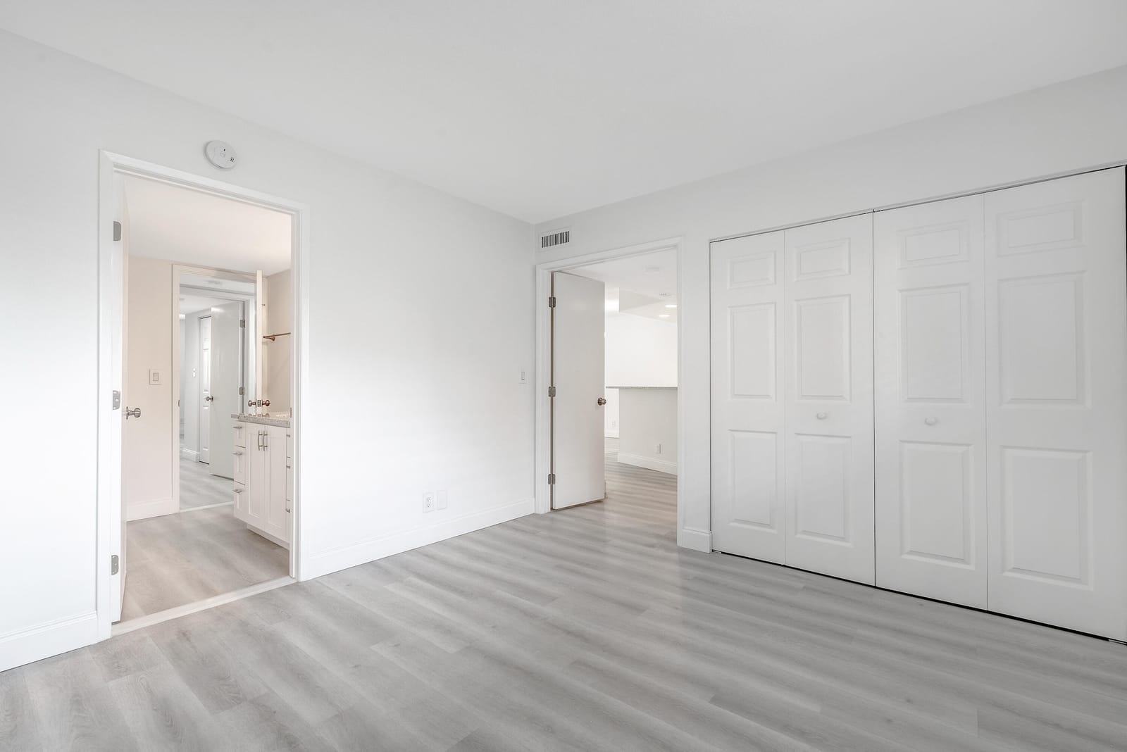 2208 S Cypress Bend Drive 407, Pompano Beach, FL 33069 photo 14