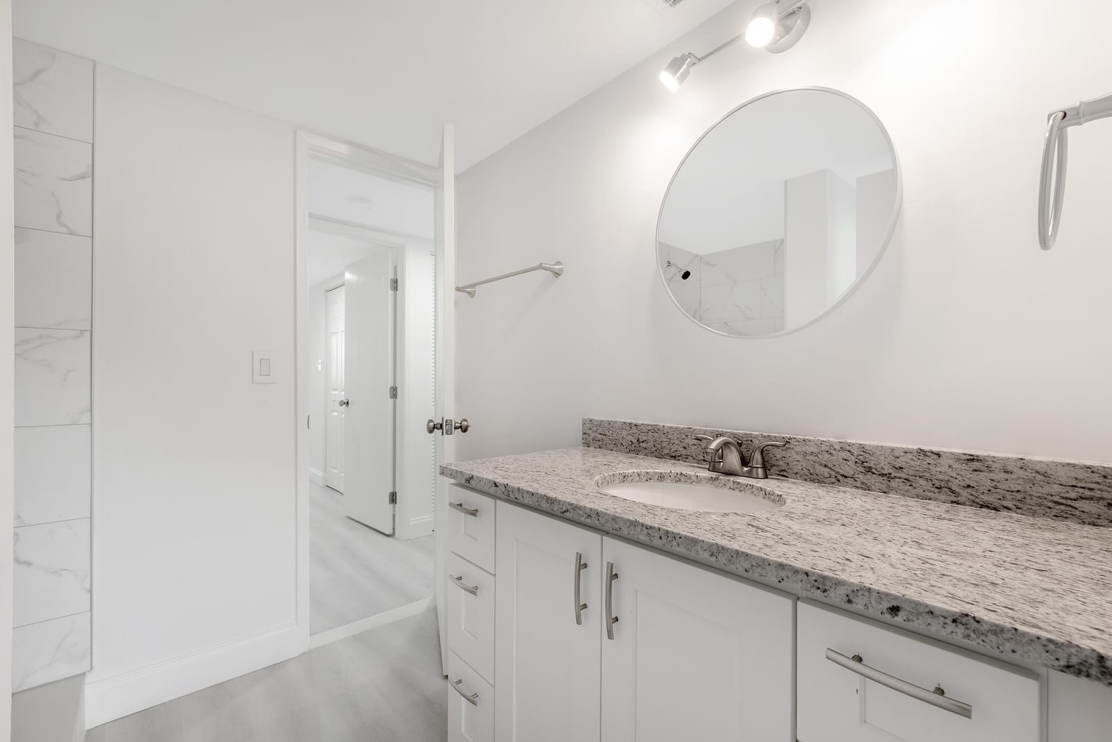 2208 S Cypress Bend Drive 407, Pompano Beach, FL 33069 photo 15