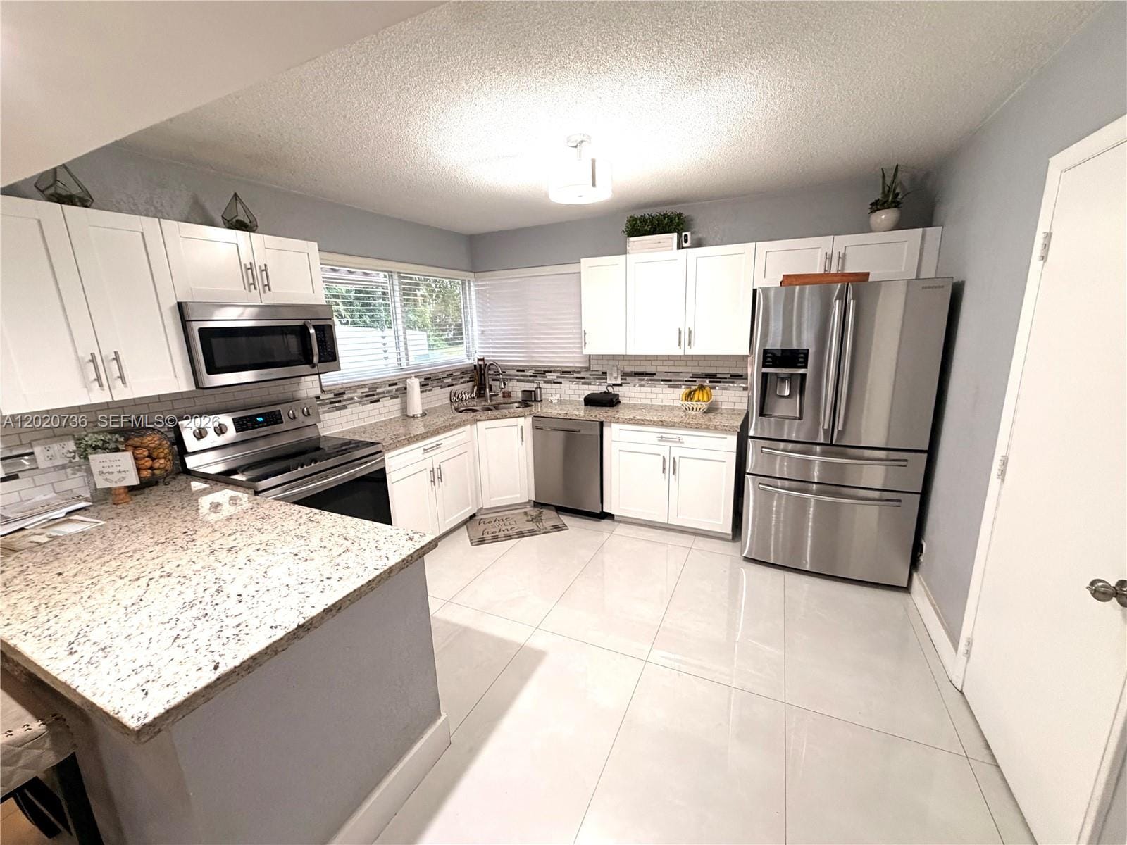 661 SW 67th Avenue, Pembroke Pines, FL 33023 photo 17