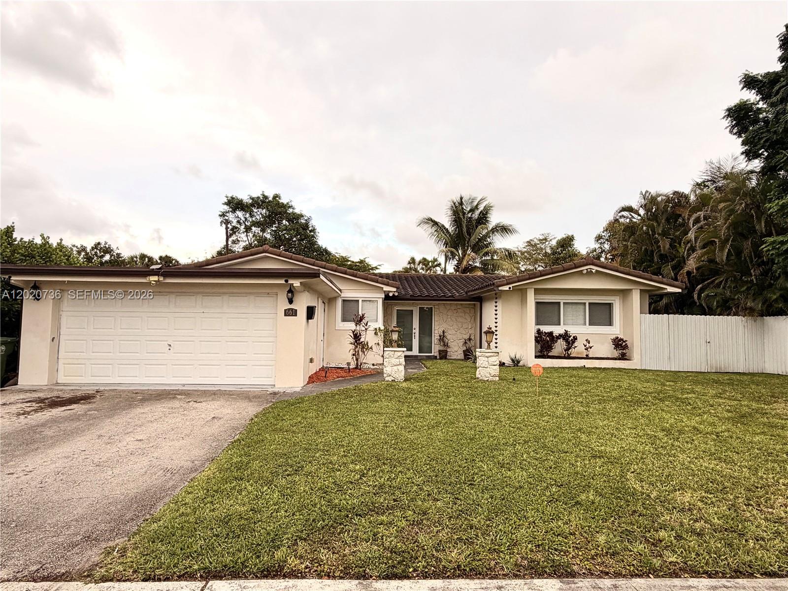 661 SW 67th Avenue, Pembroke Pines, FL 33023, Pembroke Pines