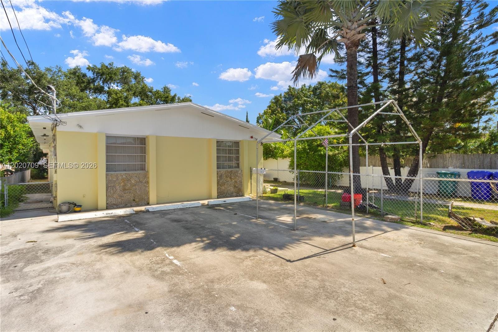 2275 SW 15th Street — photo 8