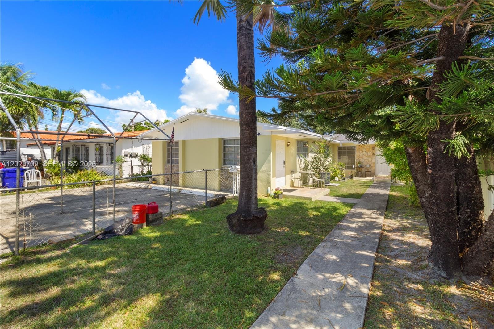 2275 SW 15th Street — photo 9