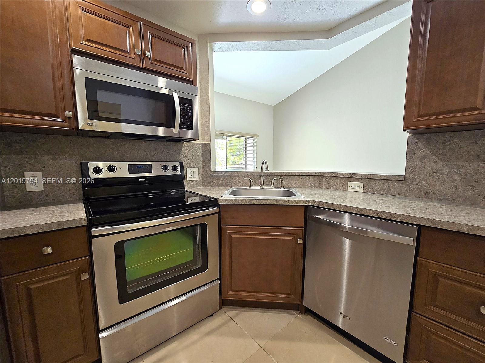 3457 NW 44th Street 205, Oakland Park, FL 33309, Oakland Park