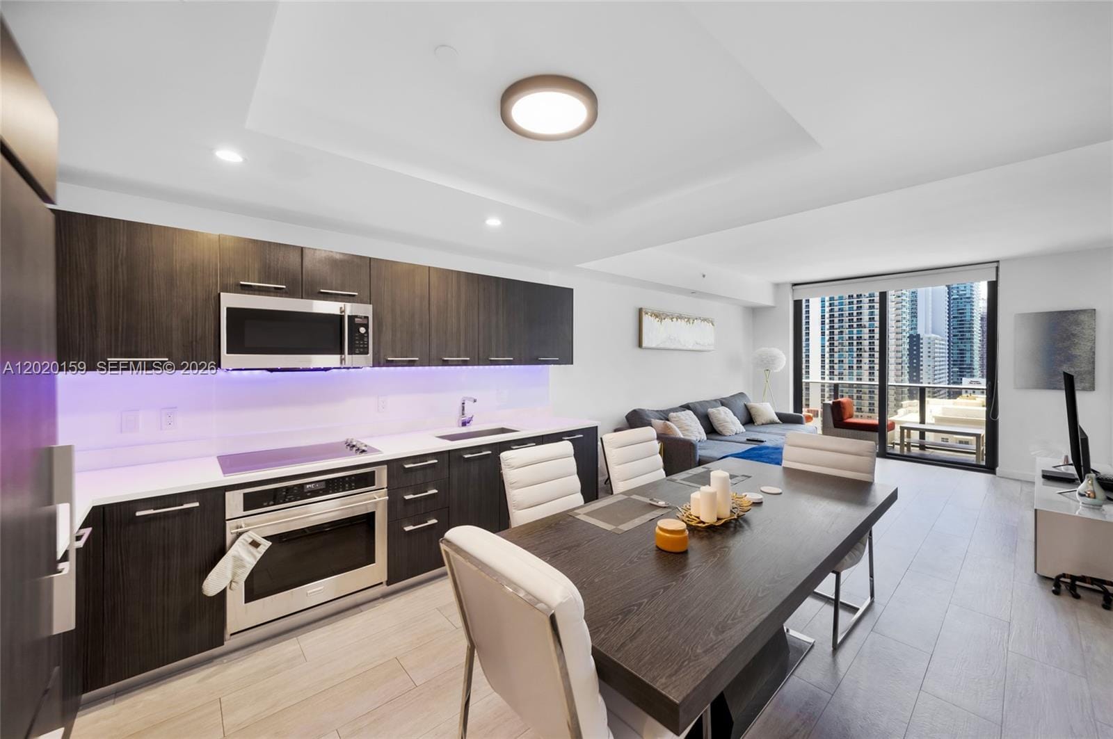 55 SW 9th Street 1804, Miami, FL 33130 photo 2