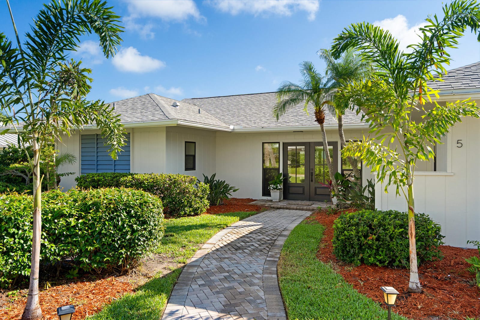 5 Cache Cay Drive, Vero Beach, FL 32963 photo 2