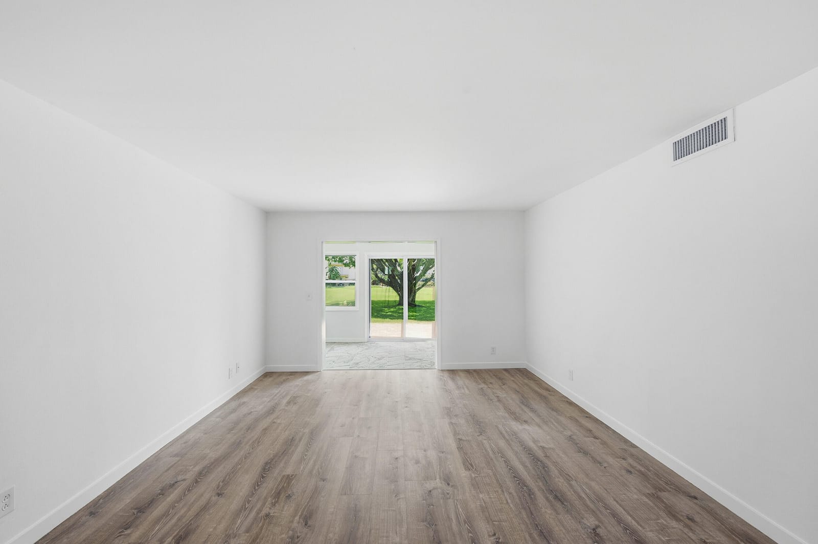 330 NE 26th Avenue 112, Boynton Beach, FL 33435 photo 11