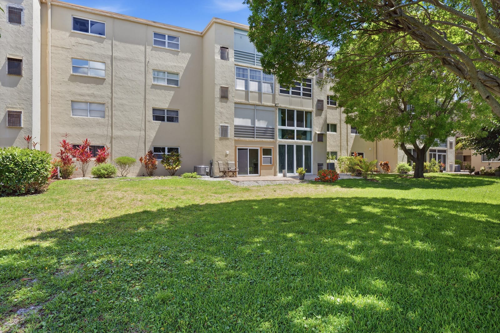 330 NE 26th Avenue 112, Boynton Beach, FL 33435 photo 29