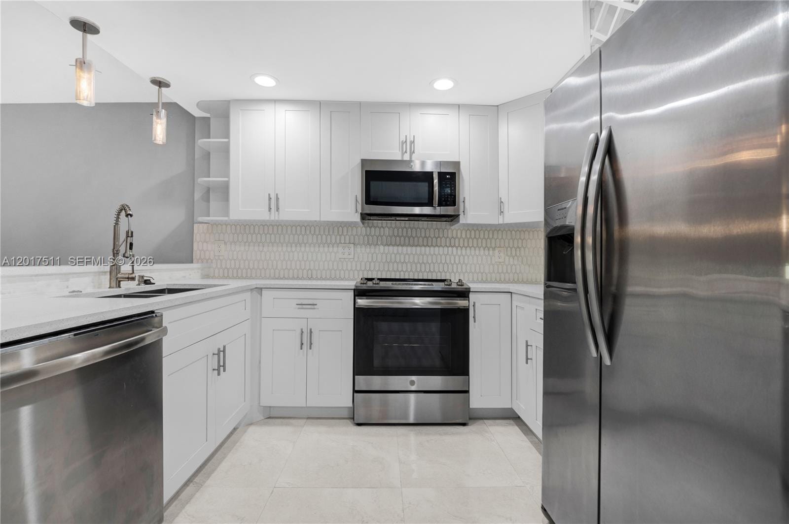 7100 NW 17th Street 305, Plantation, FL 33313 photo 4