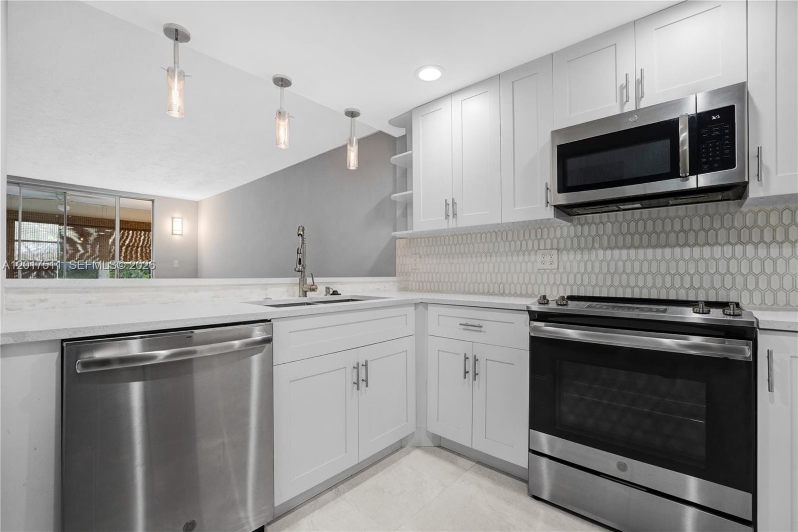 7100 NW 17th Street 305, Plantation, FL 33313 photo 5