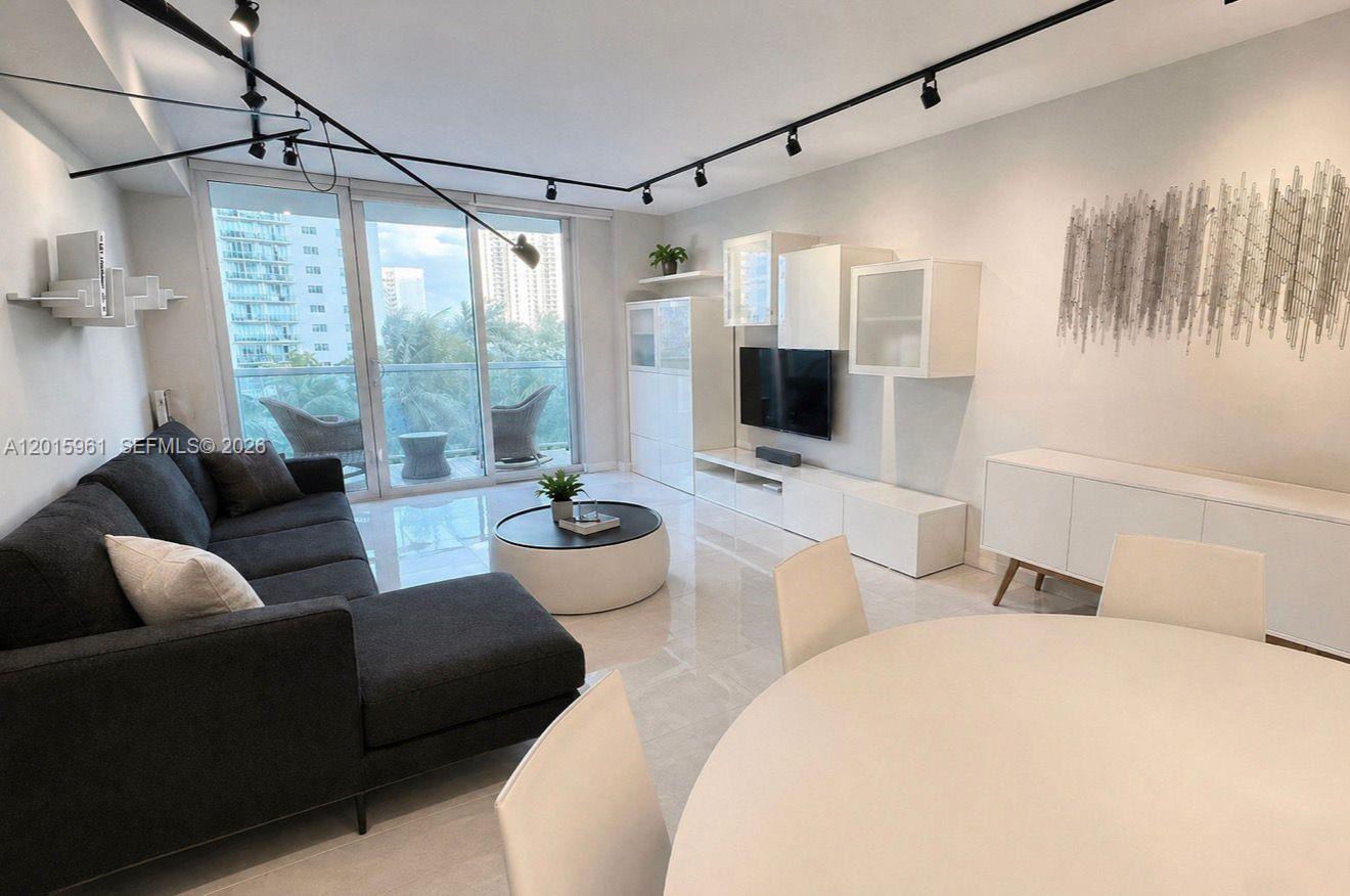 19380 Collins Avenue 402, Sunny Isles Beach, FL 33160, Sunny Isles Beach