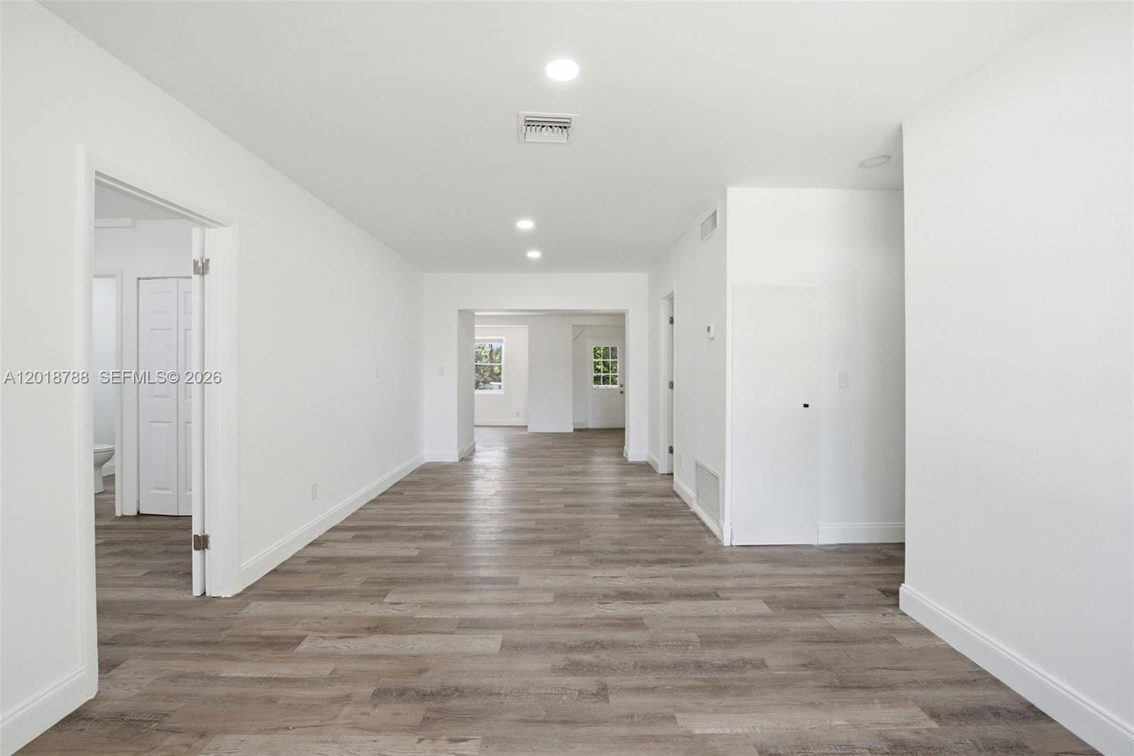 4621 SW 31st Drive — photo 9