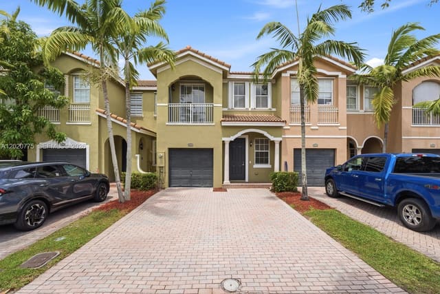 1444 SE 25th Avenue, Homestead, FL 33035