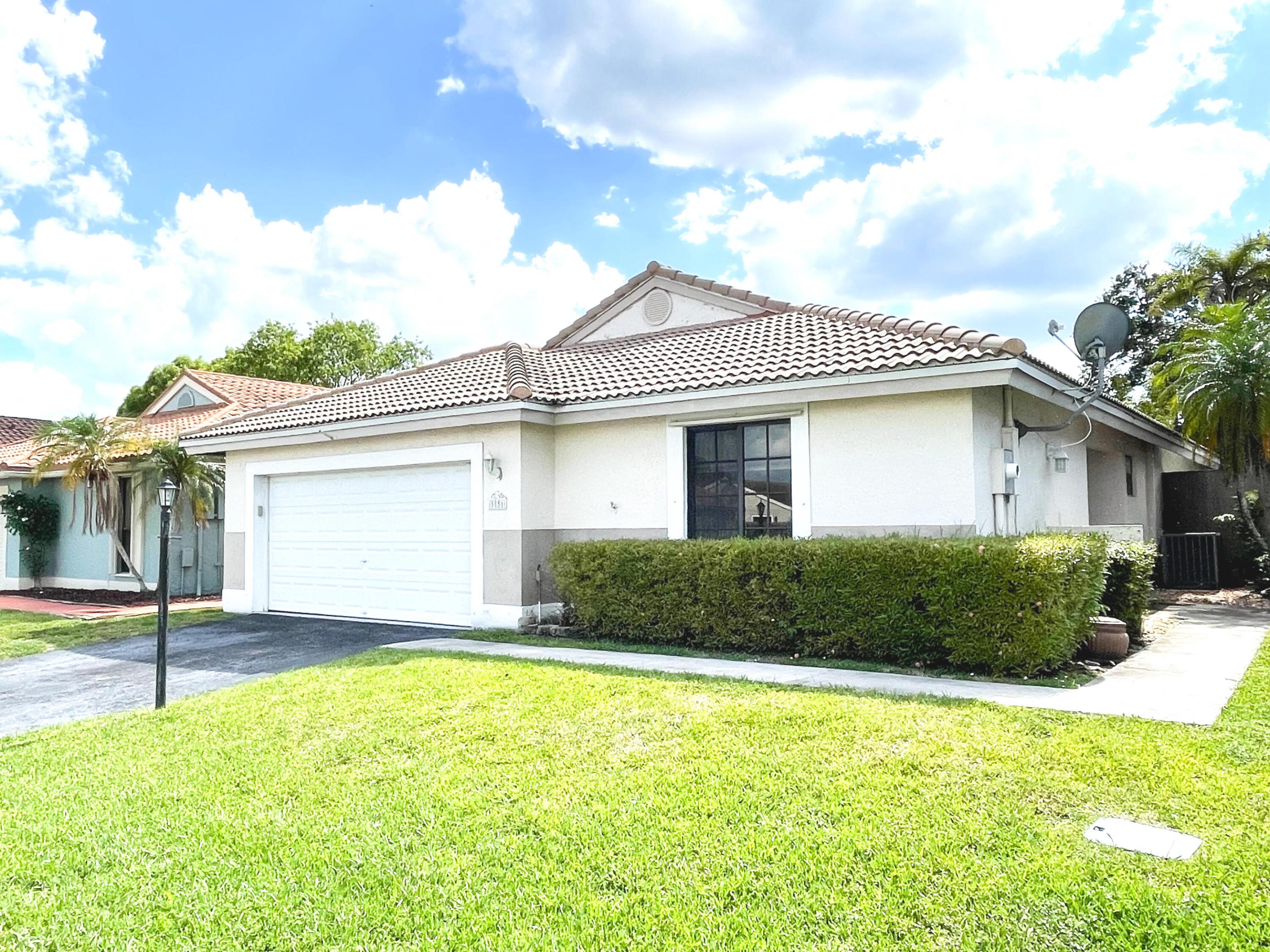 5851 Bristol Lane, Davie, FL 33331, Davie
