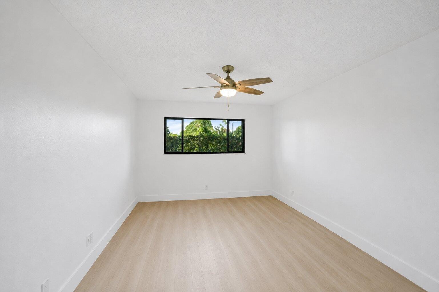 588 Trace Circle 102, Deerfield Beach, FL 33441 photo 11