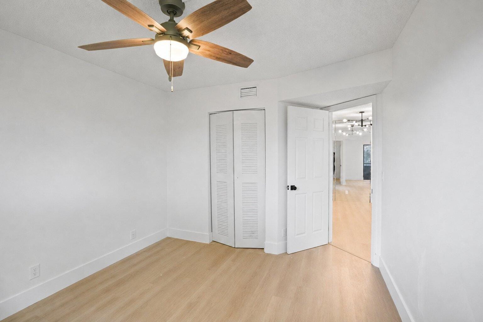 588 Trace Circle 102, Deerfield Beach, FL 33441 photo 9