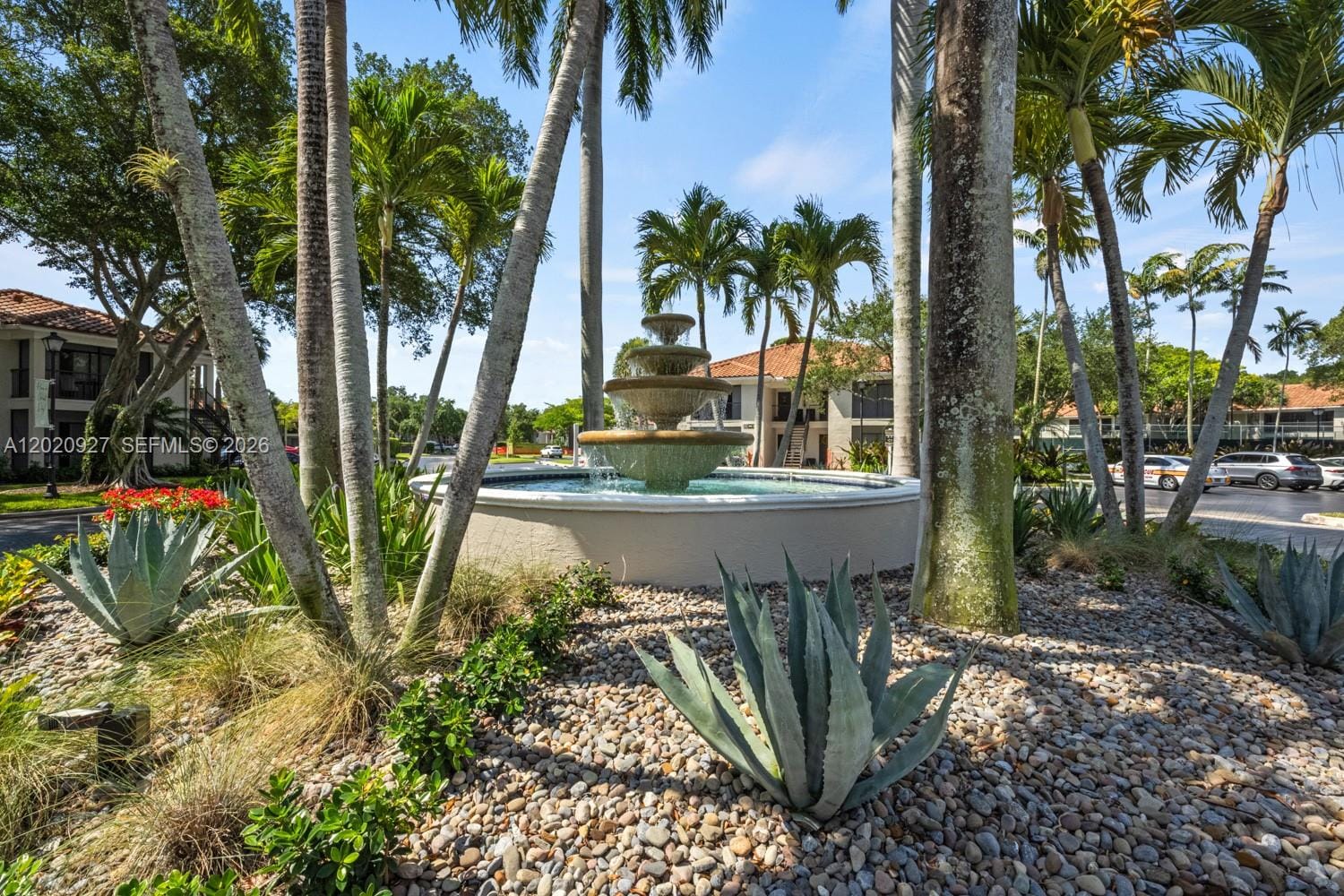 6503 N Military Trail Valencia — photo 3