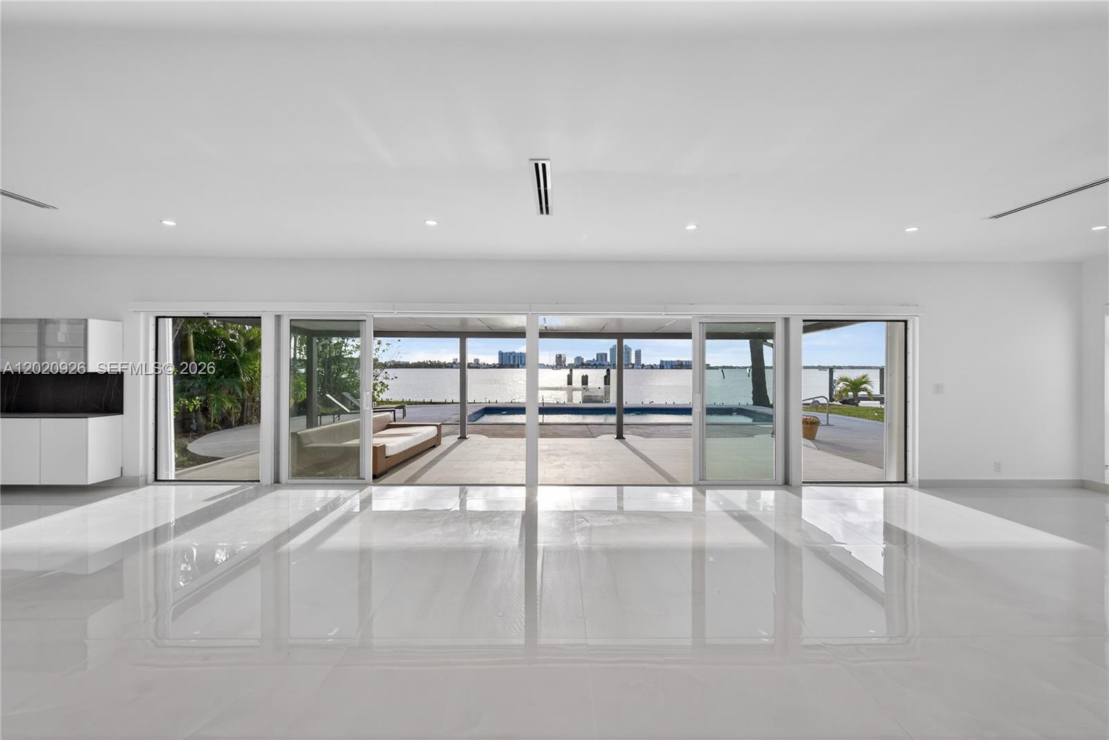1101 S Shore Drive 1, Miami Beach, FL 33141, Miami Beach