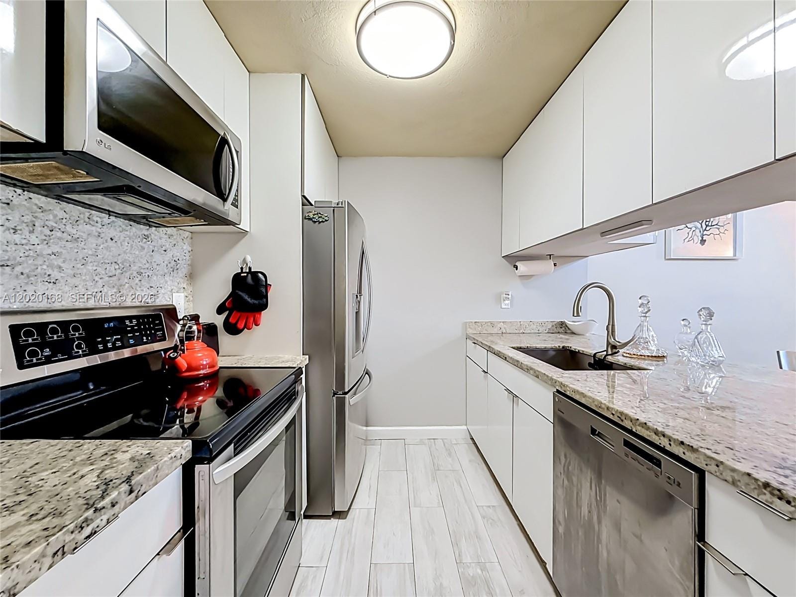 18296 Mediterranean Boulevard 404 — photo 9