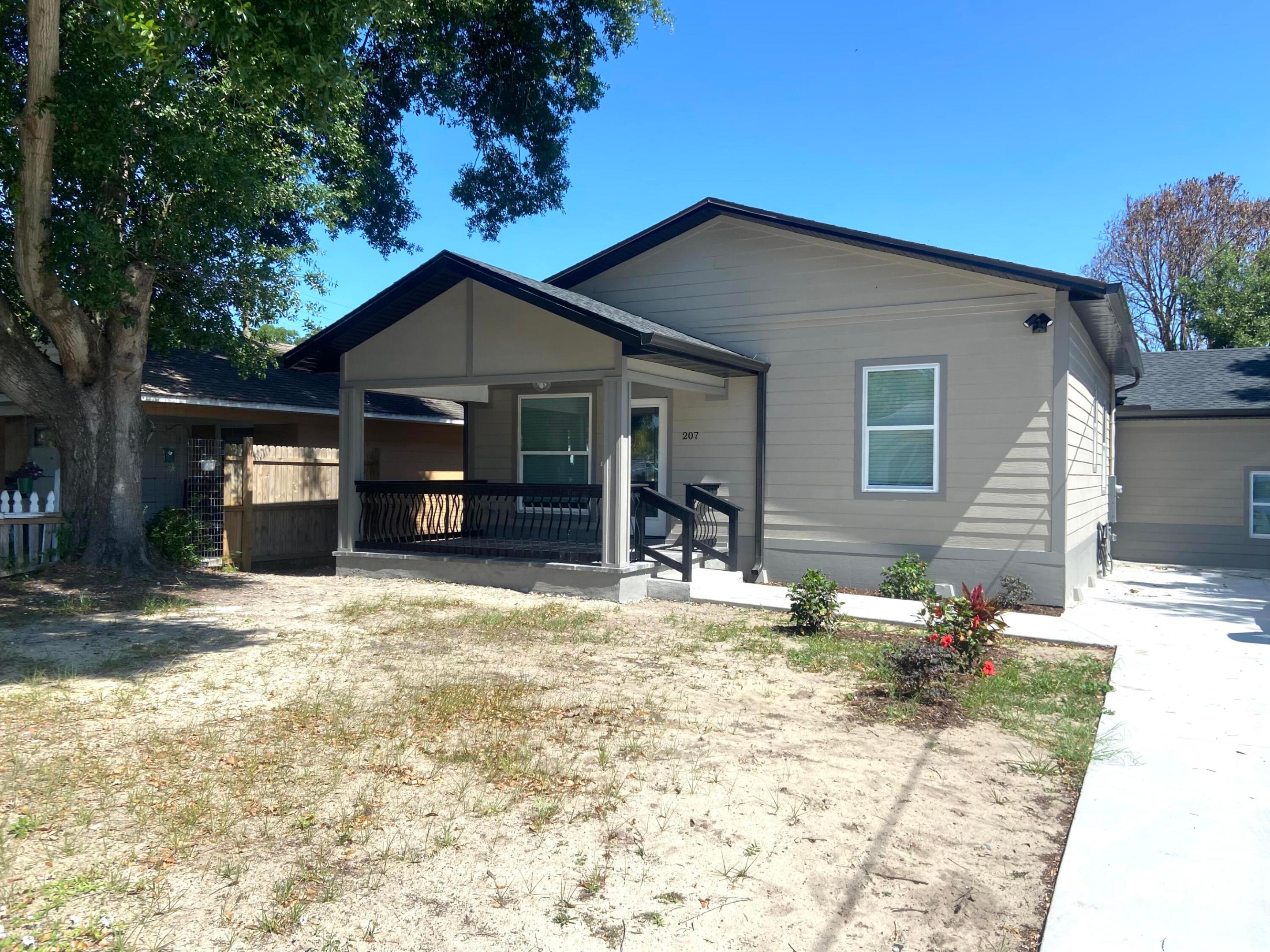 207 Ave E SE, Winter Haven, FL 33880, Winter Haven