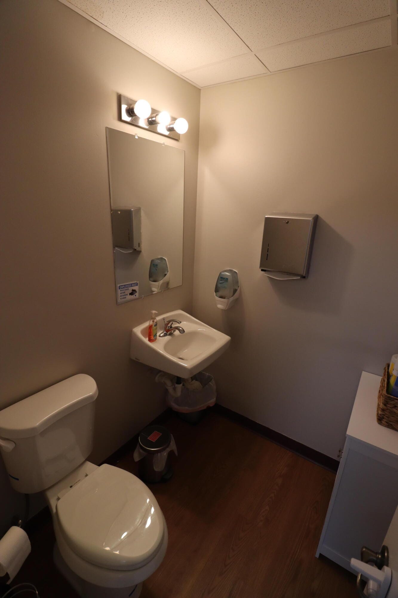 111 NE 19th Drive — photo 11