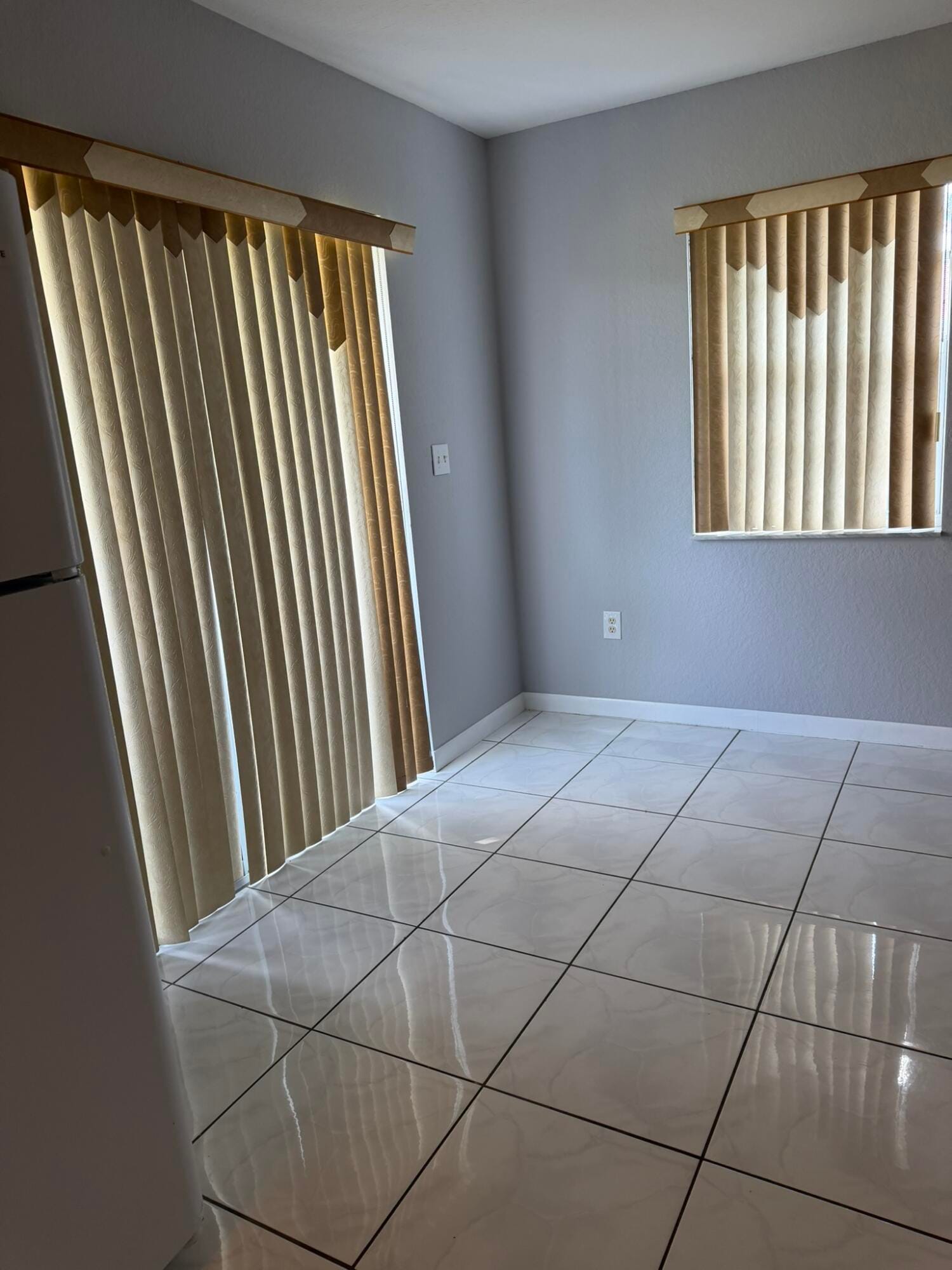 663 S Biscayne River Drive, Miami, FL 33169 photo 4