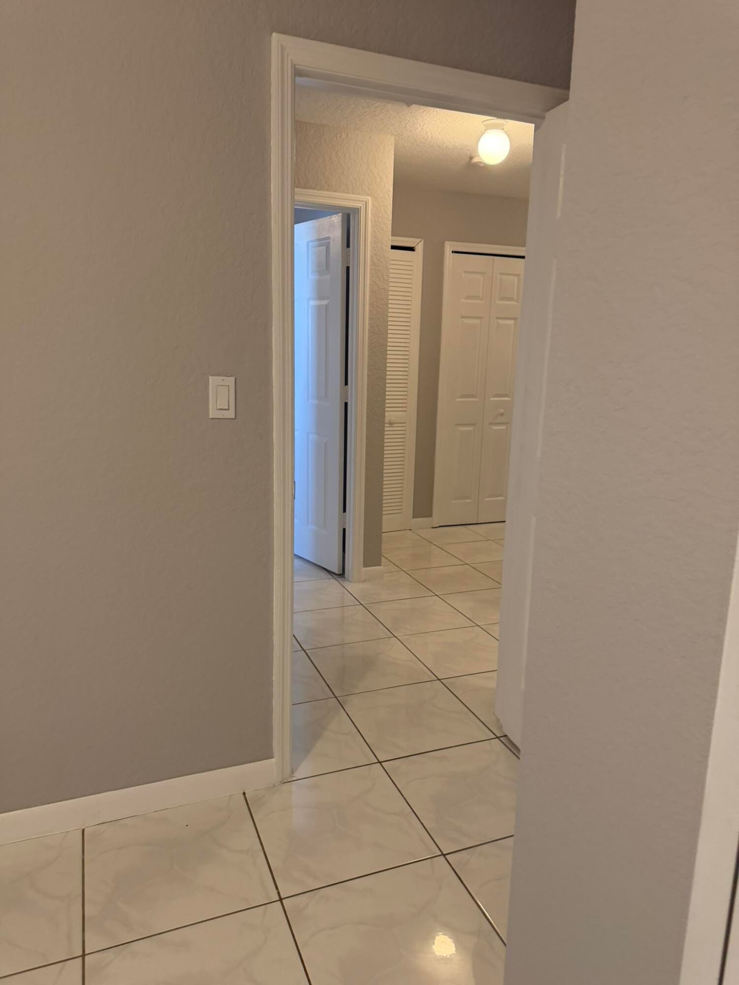 663 S Biscayne River Drive, Miami, FL 33169 photo 5