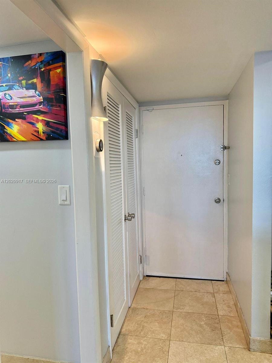 1351 NE Miami Gardens Drive 704E — photo 10