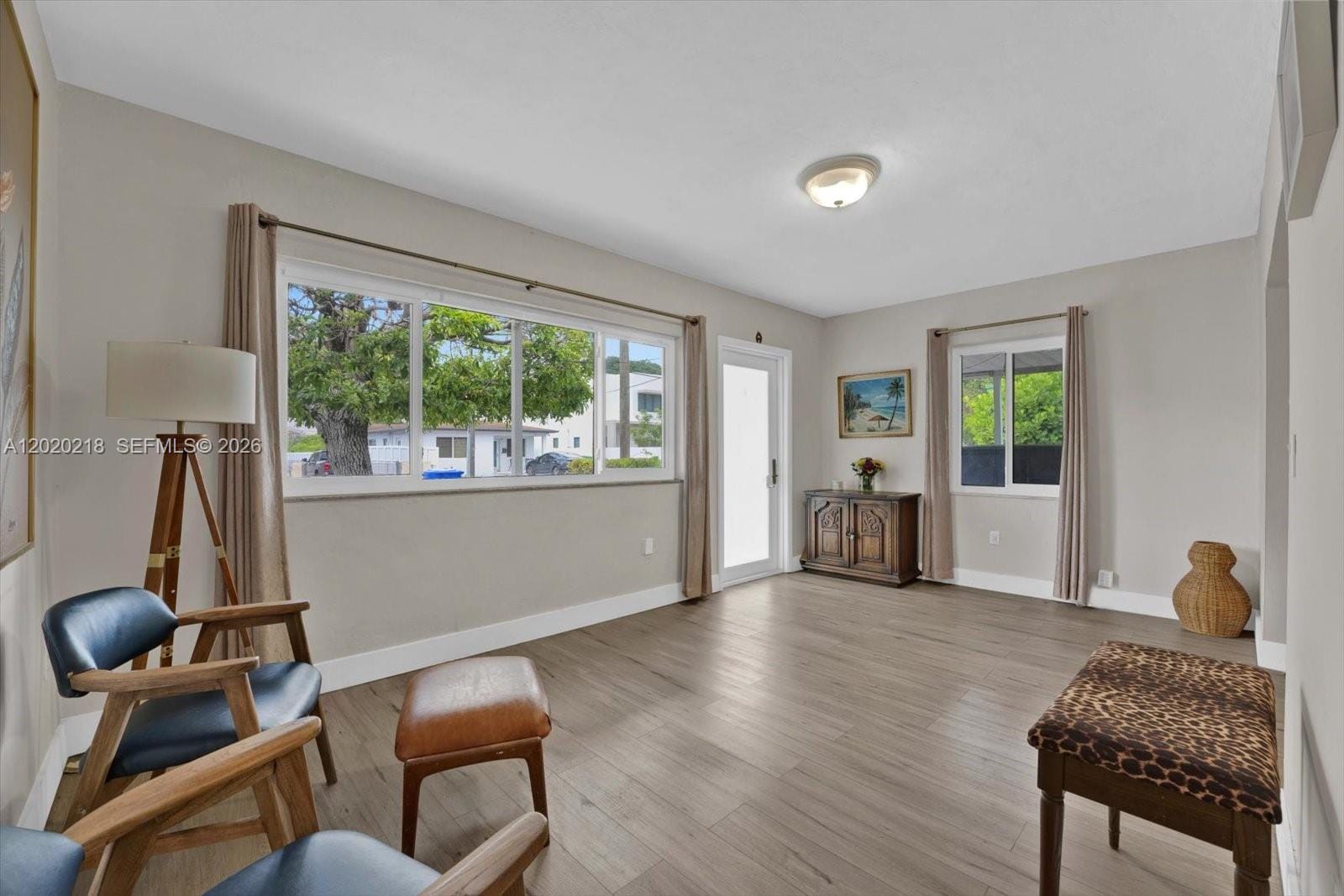 725 NW 24th Court, Miami, FL 33125 photo 5