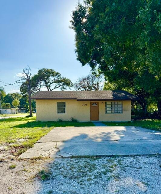 301 N 20th Street, Fort Pierce, FL 34950 photo 2