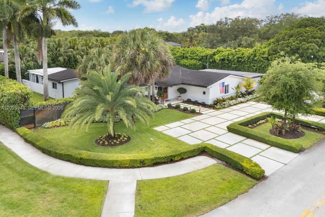 8200 SW 102nd Street, sold in Continental Homes, Miami, FL