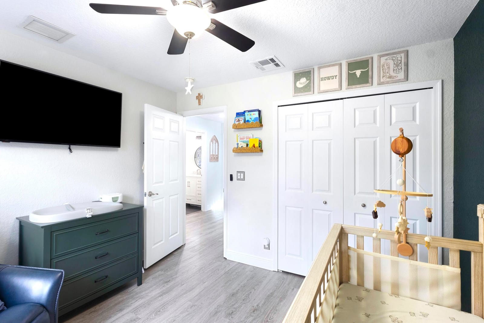 8070 Murano Circle — photo 11