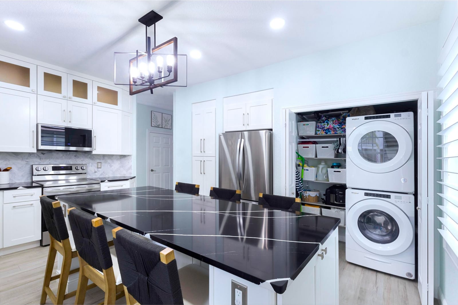 8070 Murano Circle — photo 9
