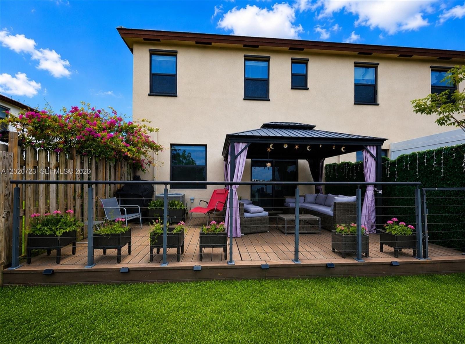 20636 NE 5th Place, Miami, FL 33179 photo 2