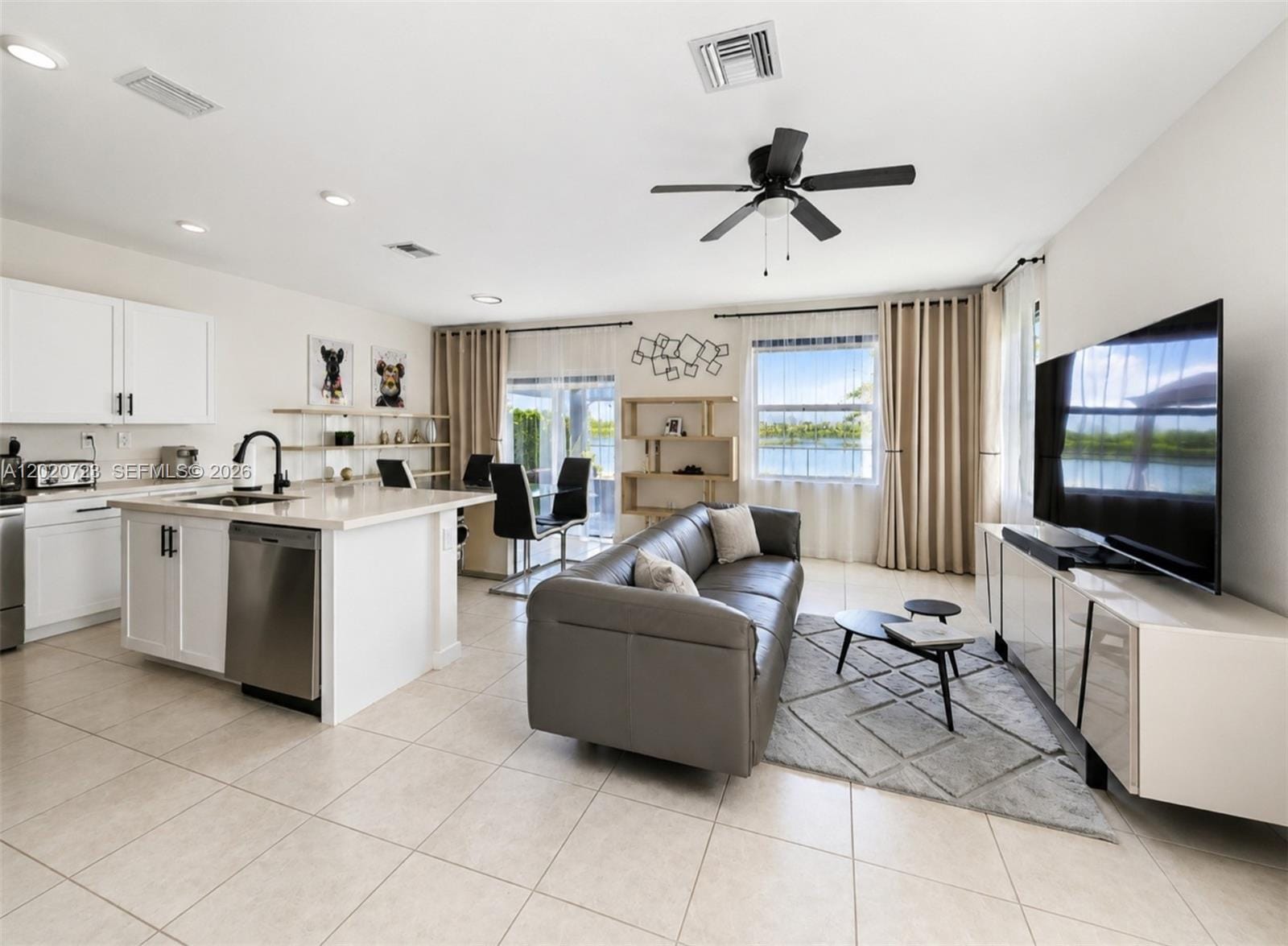 20636 NE 5th Place, Miami, FL 33179 photo 7