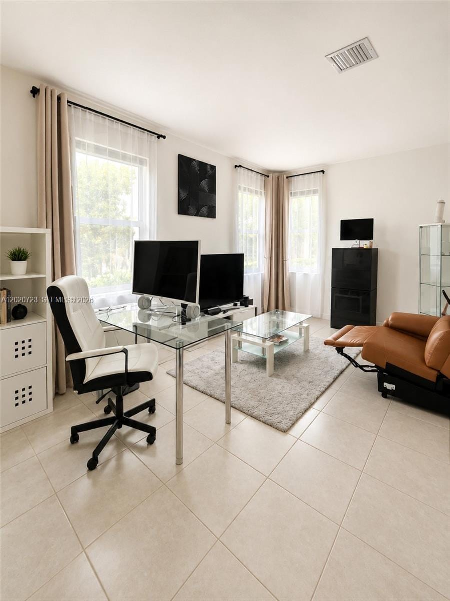 20636 NE 5th Place, Miami, FL 33179 photo 9