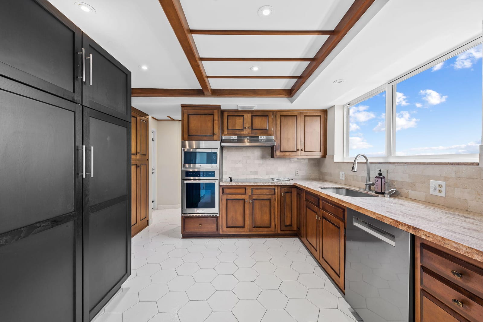 333 Sunset Drive Apt 1008, Fort Lauderdale, FL 33301 photo 12