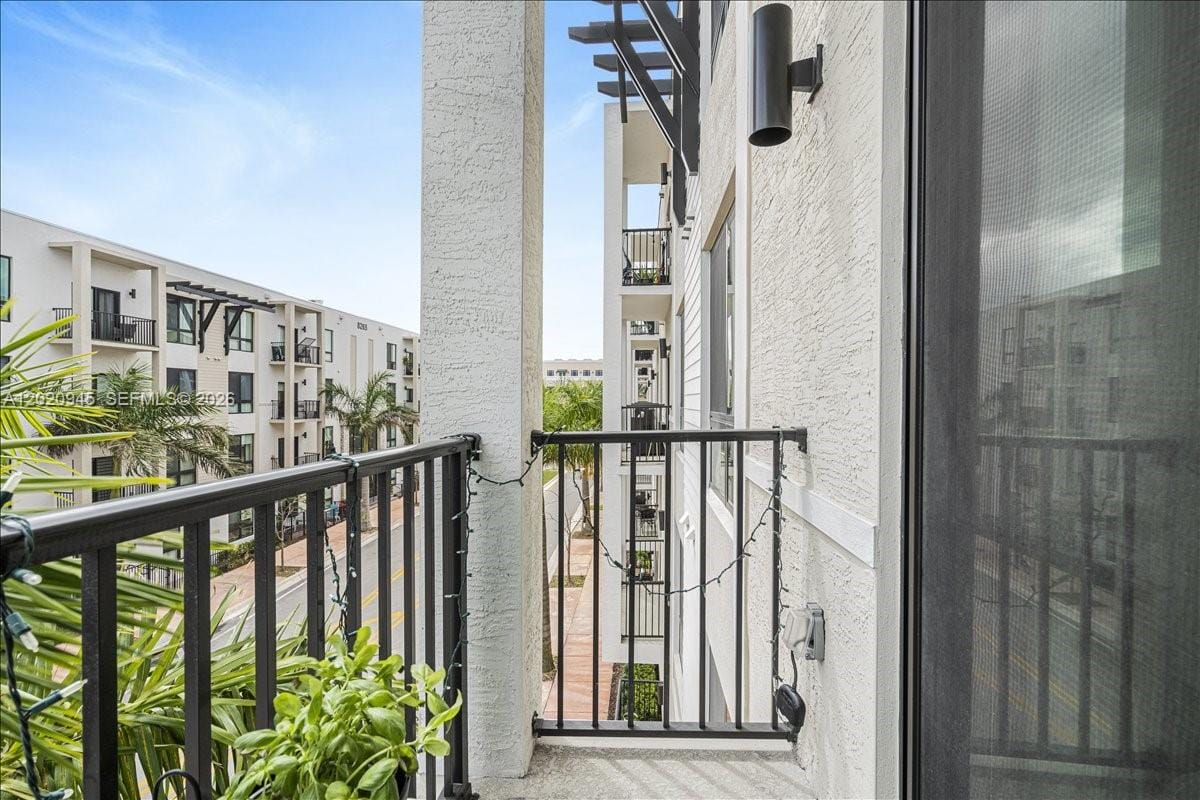 8301 NW 41st Street B-309, Doral, FL 33166 photo 14