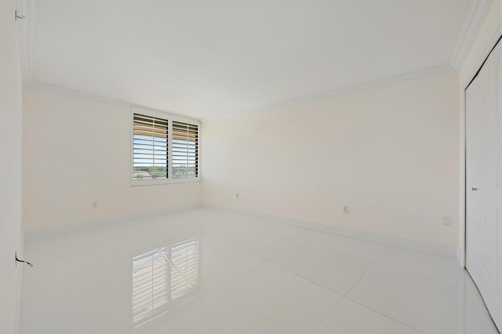 2450 Presidential Way 505, West Palm Beach, FL 33401 photo 13