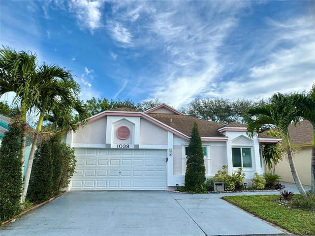 1038 W Jasmine Lane, North Lauderdale, FL 33068