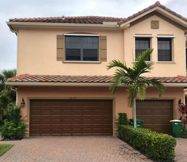 5919 NW 56th Place, Tamarac, FL 33319