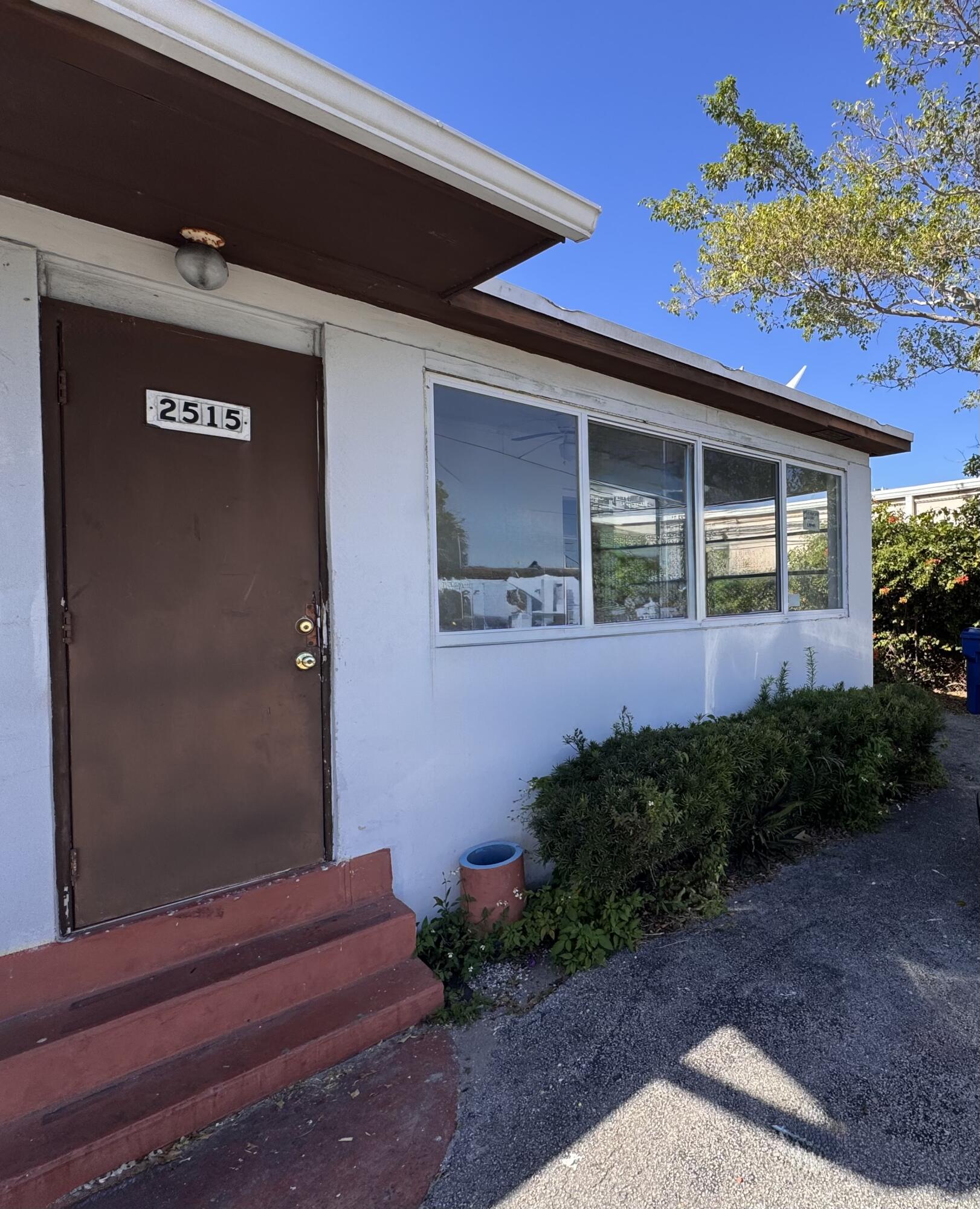 2515 Avenue E, Riviera Beach, FL 33404, Riviera Beach