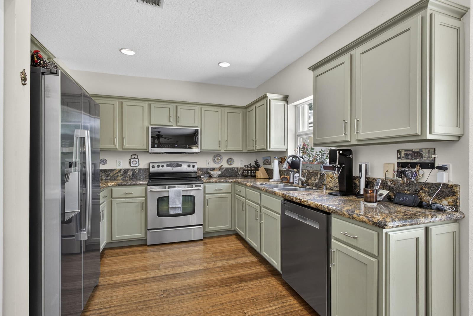 4017 Bluff Harbor Way — photo 11