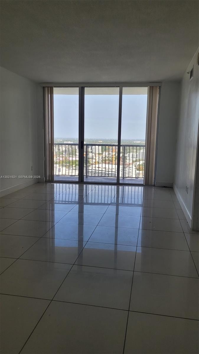 1750 N Bayshore Drive 3311 — photo 3